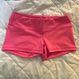 FLEO workout shorts